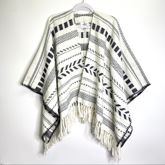 American Eagle Outfitters Sweaters - American Eagle Boho Open Front Fringe Poncho O/S
